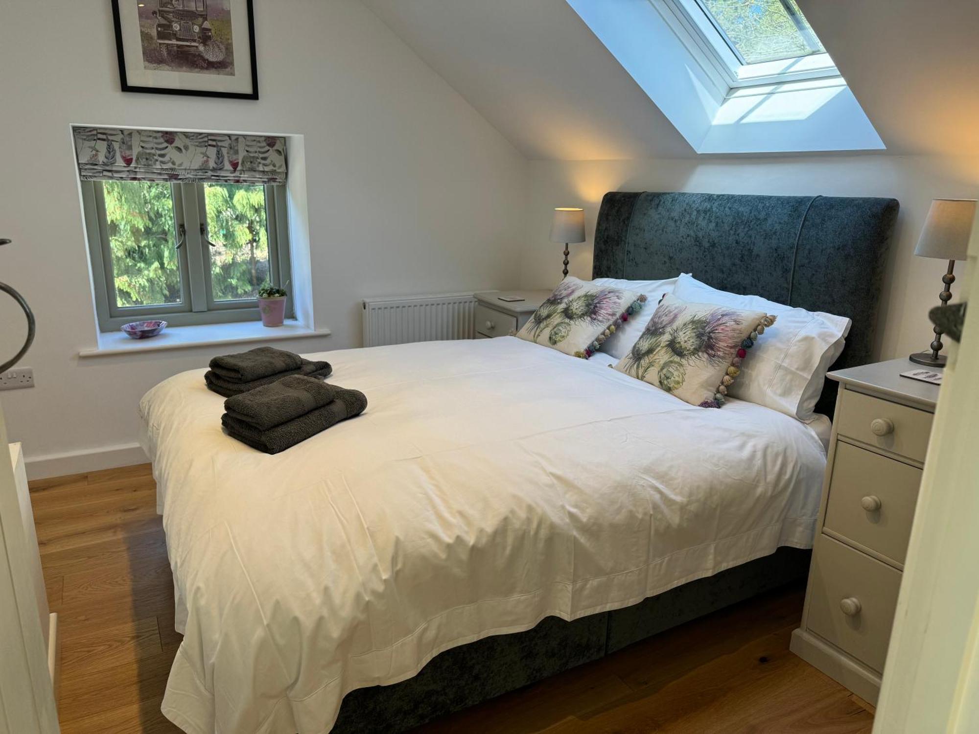 Bank Barn Double Bedroom Self-catering 2 Guests Holiday home *